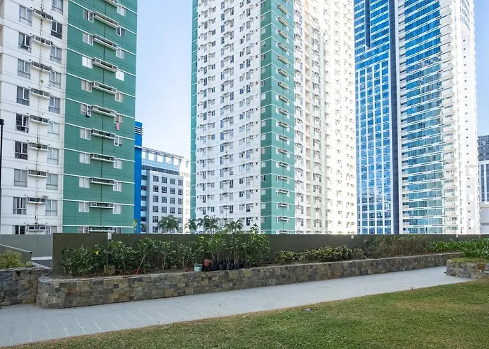 Holiday home Blooming In Avida Riala It Park